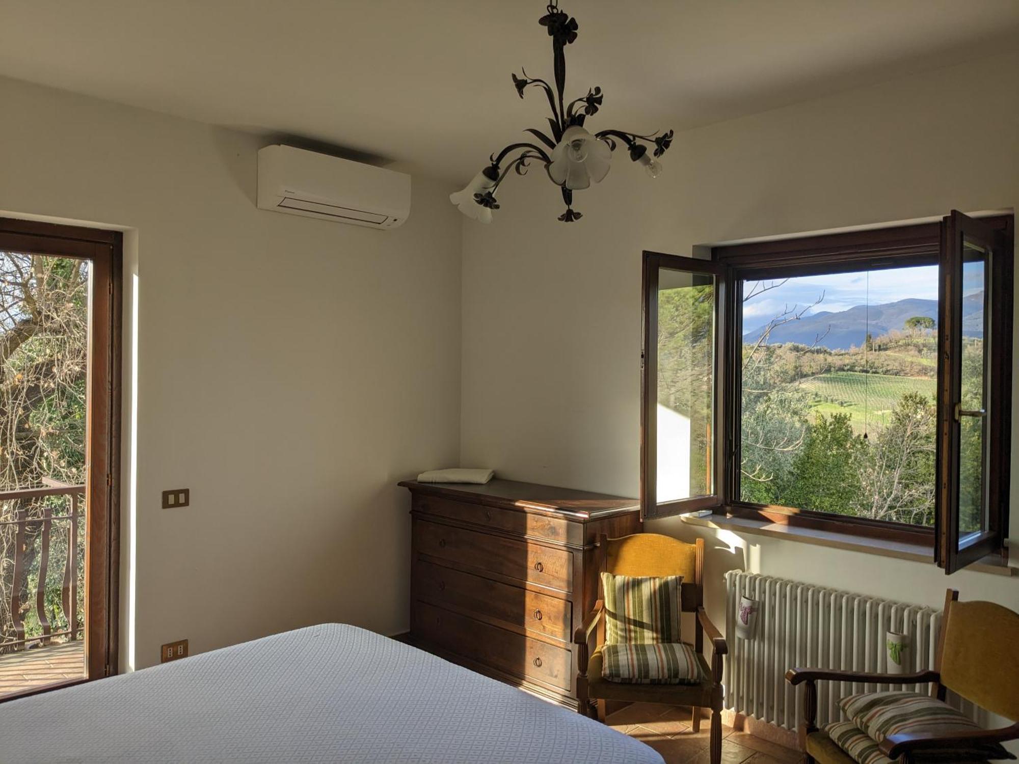 Villa Pacchini Poggio Mirteto Oda fotoğraf